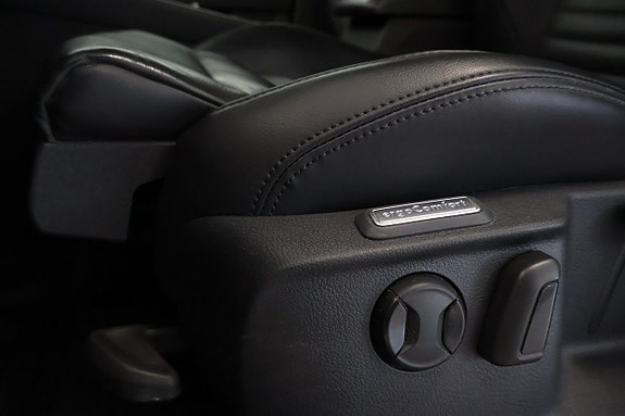 Volkswagen Passat 11 of 30