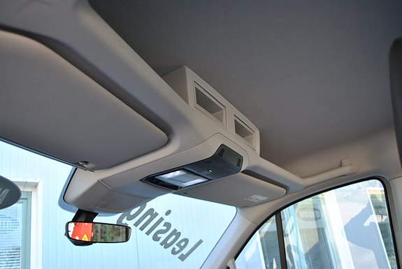 Volkswagen Crafter 12 of 24