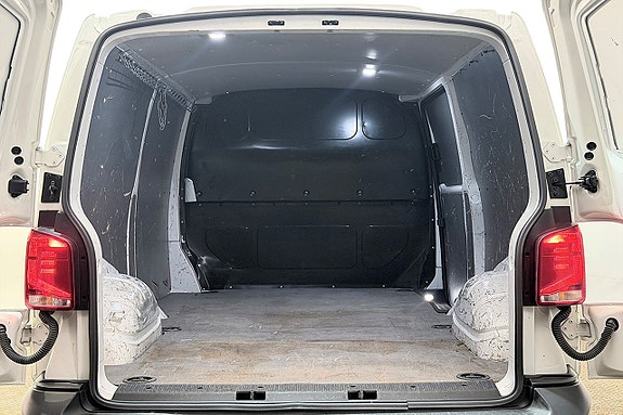 Volkswagen Transporter 29 of 29
