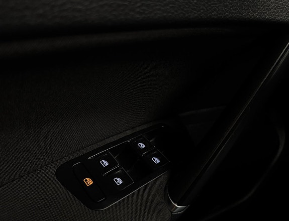 Volkswagen Golf I 18 of 29