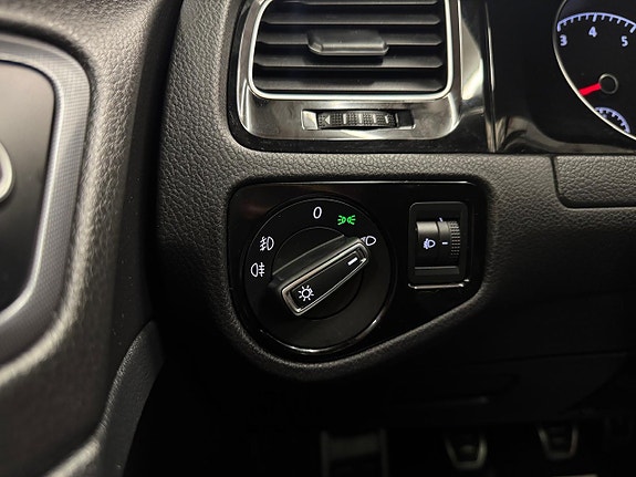 Volkswagen Golf I 19 of 29
