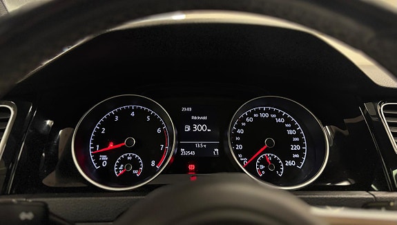 Volkswagen Golf I 11 of 29