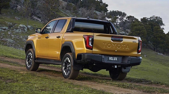 Toyota HiLux 4 of 7