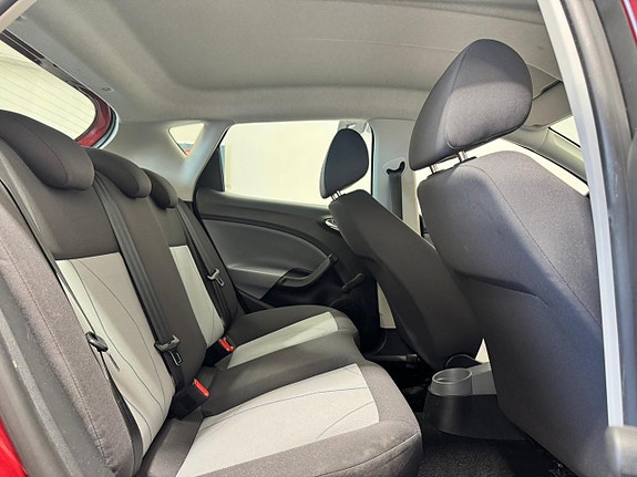 Seat Ibiza 12 of 17
