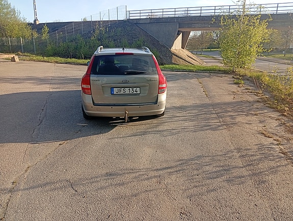 Kia Ceed 4 of 4