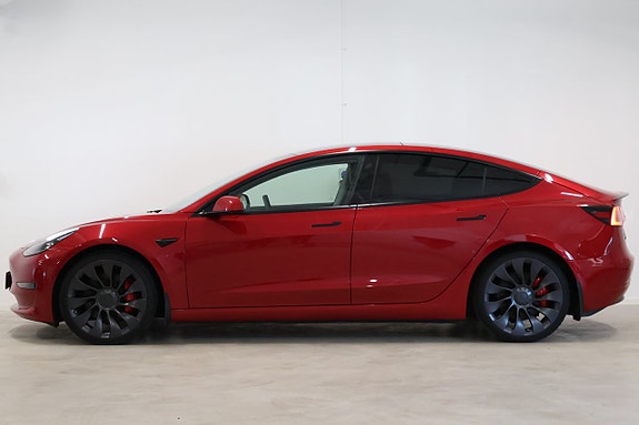 Tesla Model 3 8 of 24