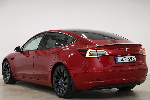Tesla Model 3 7 of 24