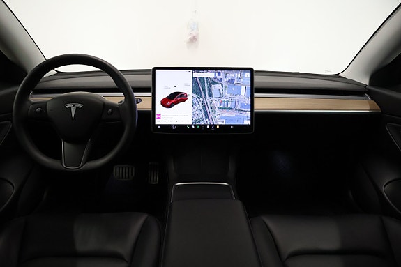 Tesla Model 3 14 of 24