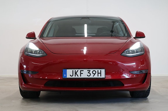 Tesla Model 3 2 of 5