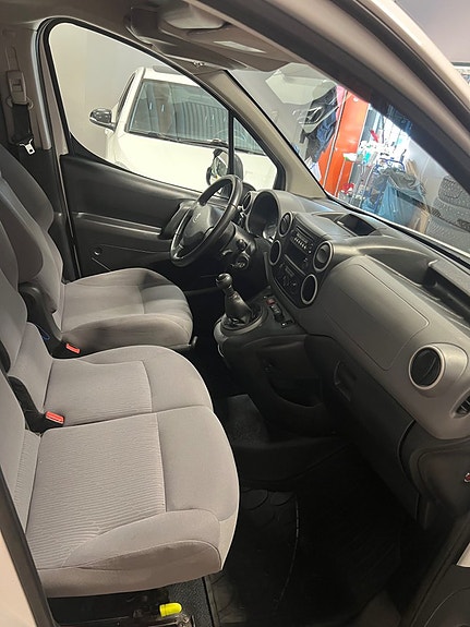 Peugeot Partner 16 of 20