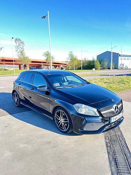 Mercedes-Benz A180 4 of 5