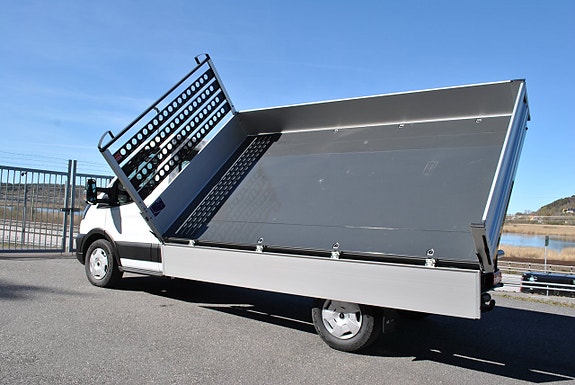 Ford Transit 8 of 21