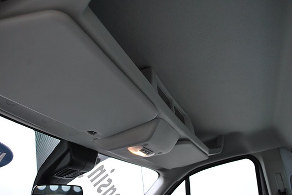 Ford Transit 15 of 21