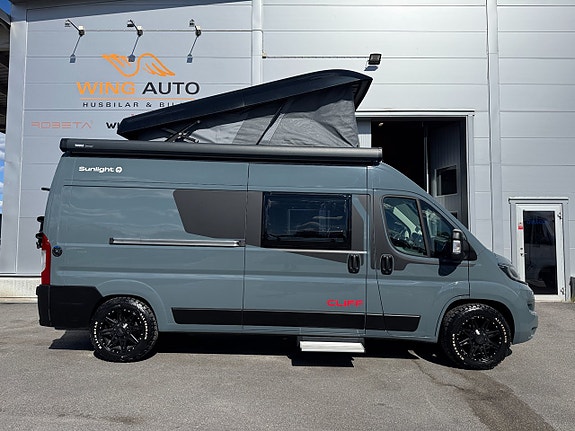 Sunlight Cliff 600 RT Adventure Edition ( 140HK AUTOMAT ) POPUP-tak! Uppvärmda tankar! Kompressorkyl! 4 sovplatser! 5,99