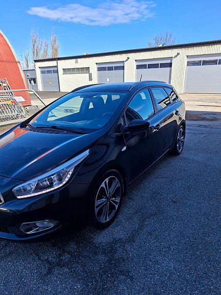 Kia Ceed 8 of 8