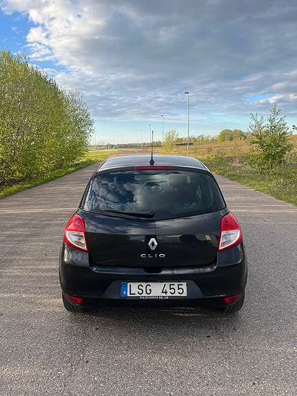 Renault Clio 3 of 5
