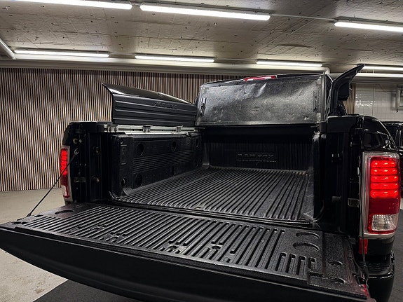 Dodge RAM 1500 13 of 30