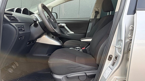 Toyota Verso 10 of 15