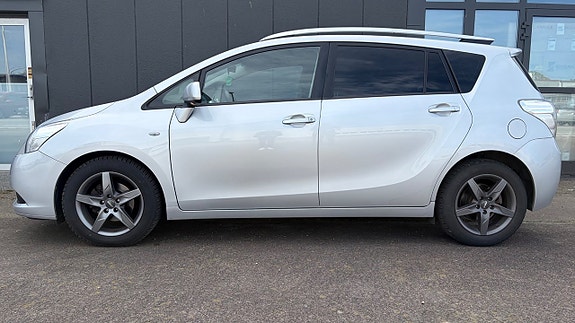 Toyota Verso 8 of 15