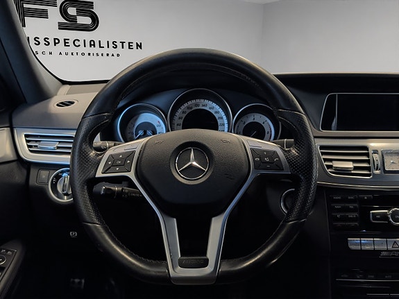 Mercedes-Benz E250 18 of 30