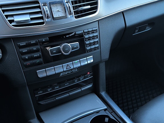 Mercedes-Benz E250 22 of 30