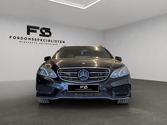 Mercedes-Benz E250 8 of 30