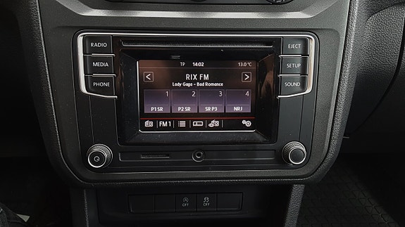 Volkswagen Caddy Maxi 16 of 25