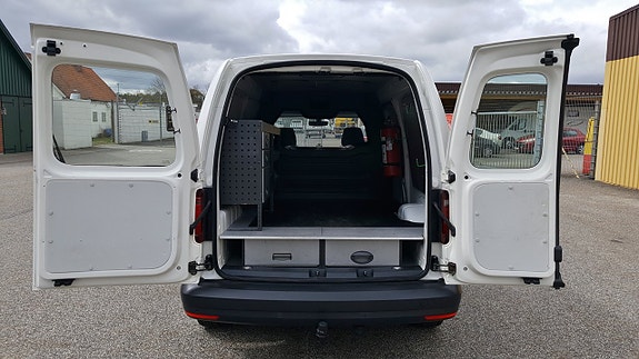 Volkswagen Caddy Maxi 10 of 25