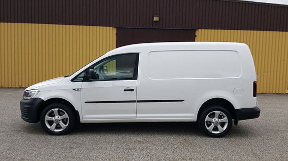 Volkswagen Caddy Maxi 3 of 5