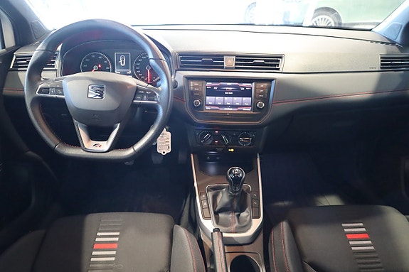 Seat Arona 14 of 27