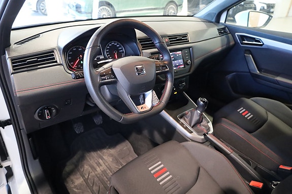 Seat Arona 9 of 27