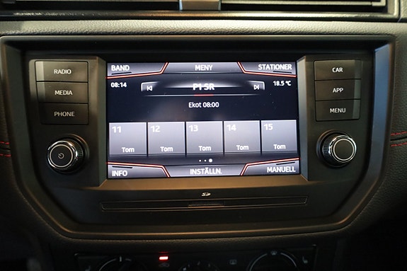 Seat Arona 17 of 27