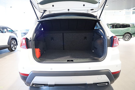 Seat Arona 27 of 27