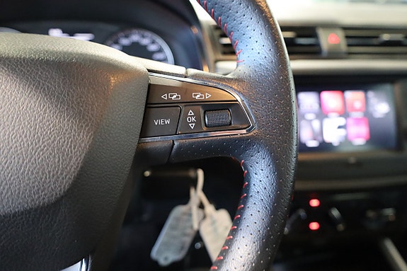 Seat Arona 25 of 27