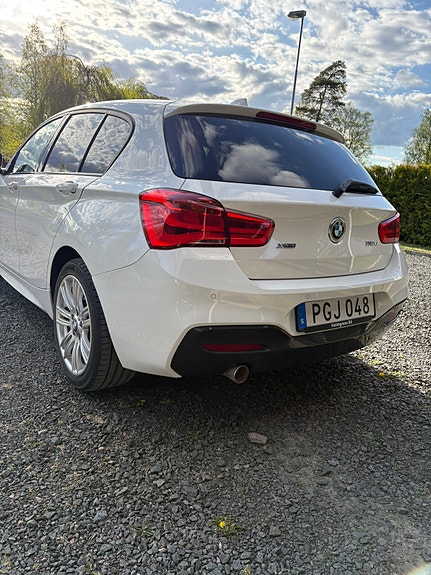 BMW 118d 3 of 4