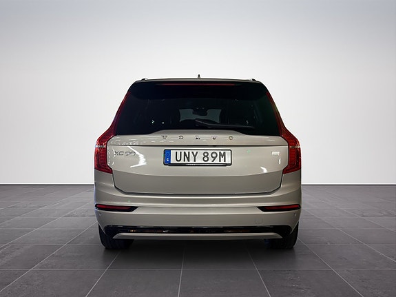 Volvo XC90 5 of 5