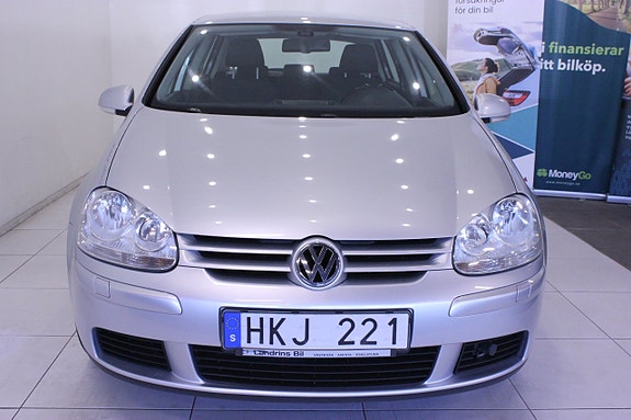Volkswagen Golf V 8 of 24