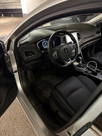 Renault Megane IV 2 of 2
