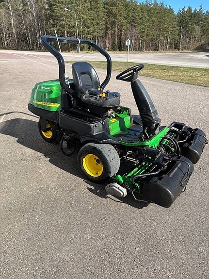 John Deere 2500D
