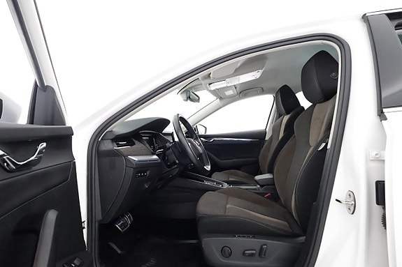 Skoda Octavia Scout 10 of 27