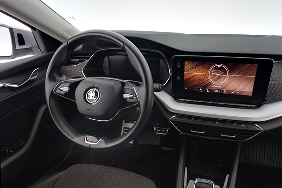 Skoda Octavia Scout 15 of 27