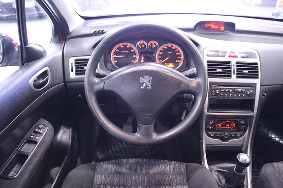 Peugeot 307 11 of 21