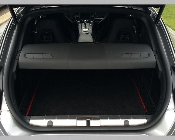 Porsche Panamera S 5 of 5