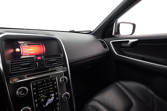Volvo XC60 21 of 25