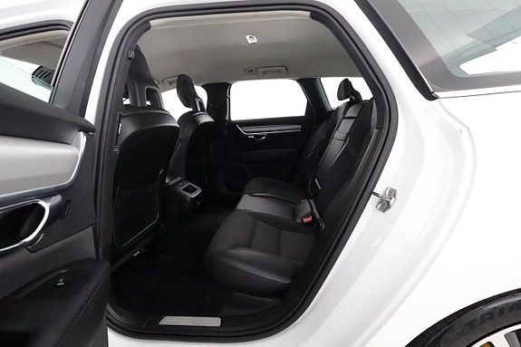 Volvo V90 11 of 25