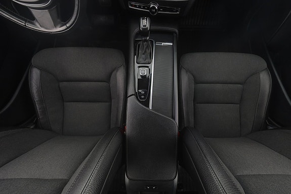 Volvo V90 13 of 25