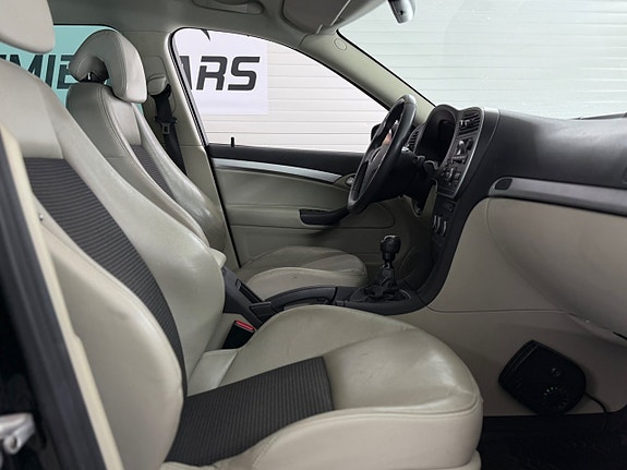 Saab 9-3 10 of 16