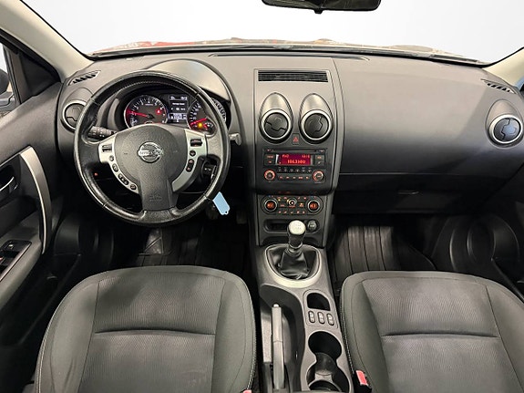 Nissan Qashqai+2 9 of 15