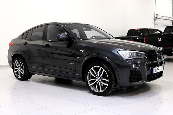 BMW X4 2 of 5