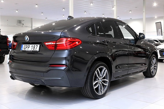 BMW X4 3 of 5